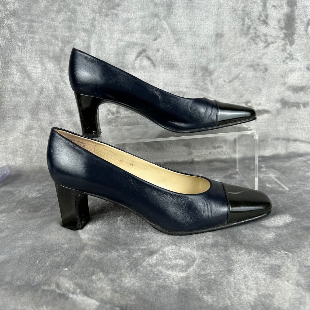 Etienne Aigner Strada Vintage Navy Blue Black Patent Leather Pumps Spain Size 6M
